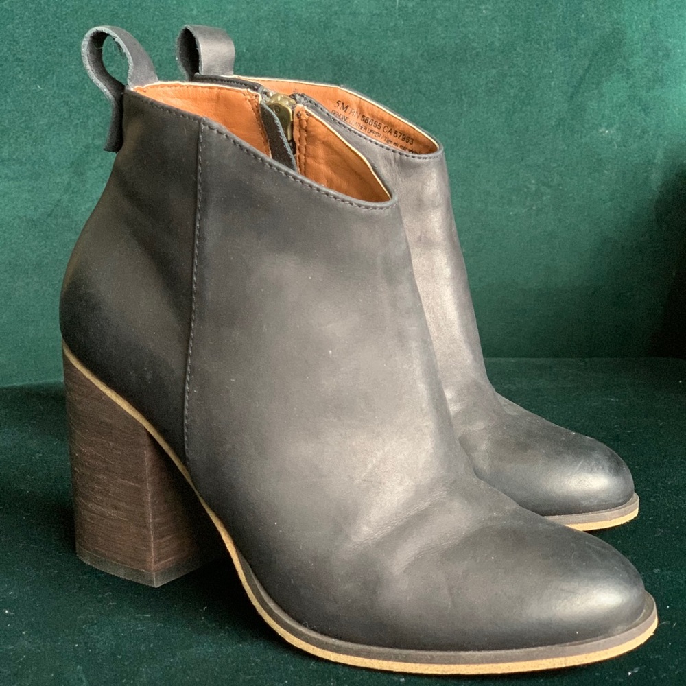 size 5 BP classic heel